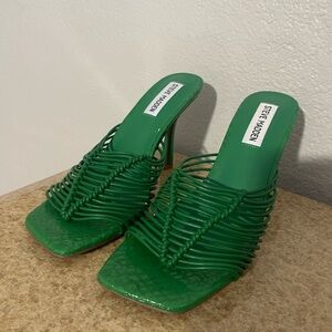 Steve Madden Bond Heels in Emerald Green